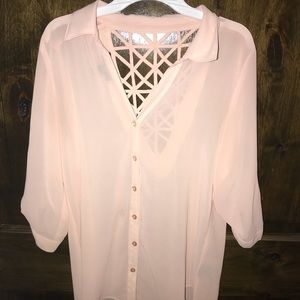 Semi-Sheer Quarter-Sleeved blouse